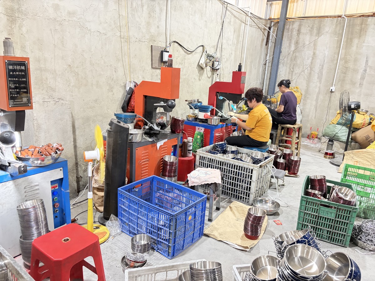 Post-forming work stations